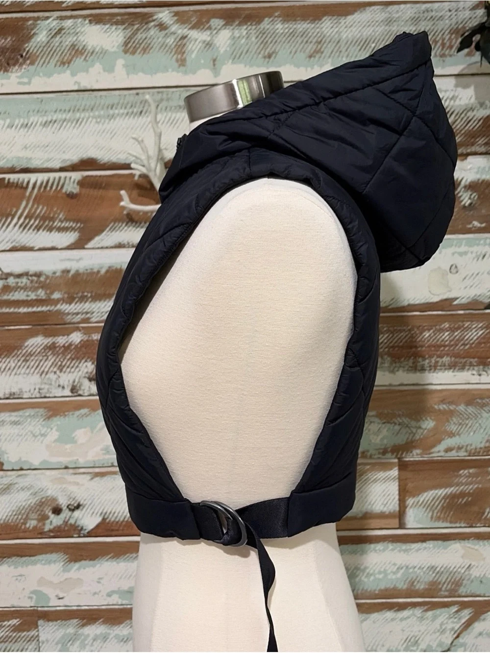 ALO YOGA Snowrider Women's Black Cropped Sleeveless Hooded Puffer Top Size S